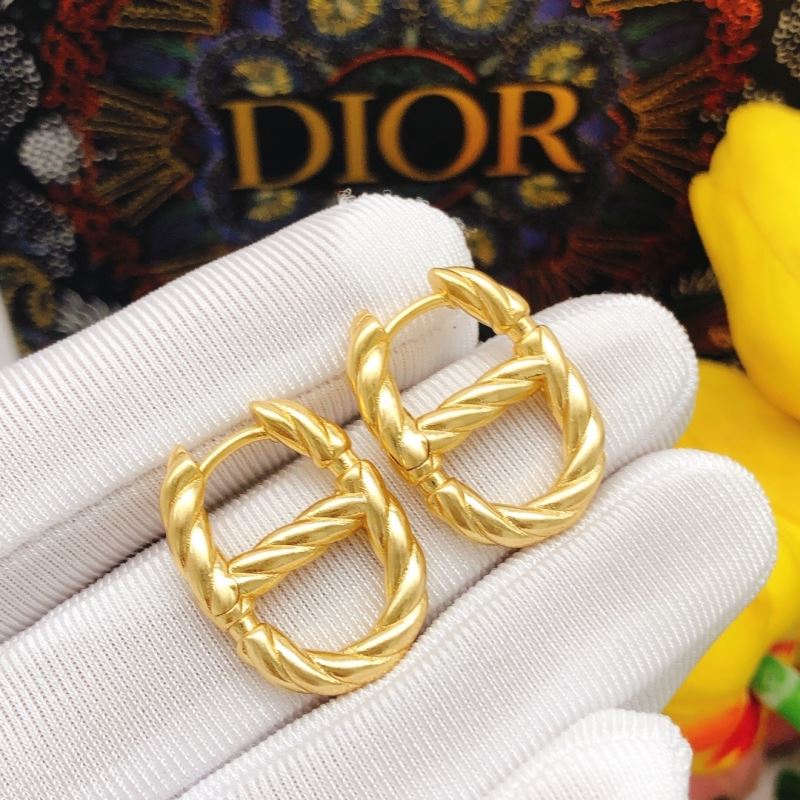 Christian Dior Earrings - Click Image to Close